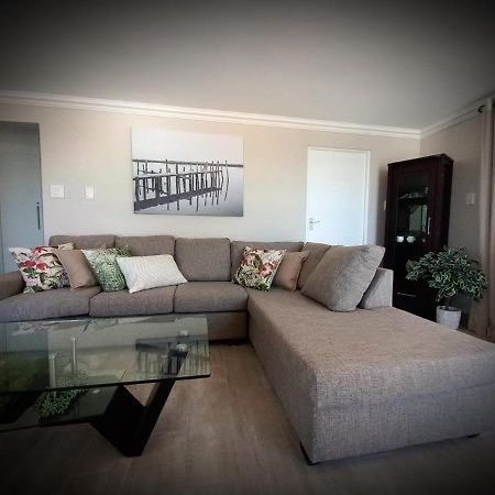 Bay-Side Apartment, Gordon'S Bay Gordonʼs Bay Exterior foto