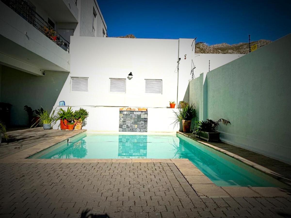 Bay-Side Apartment, Gordon'S Bay Gordonʼs Bay Exterior foto